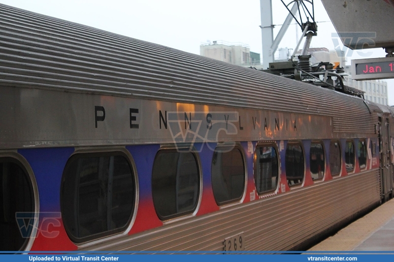 SEPTA Silverliner II 269 Close-up
The famous "Pennsylvania" Car
Budd Silverliner II
