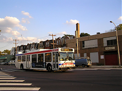 5633-turningontohuntingparkave-9-14_33837743511_o.jpg