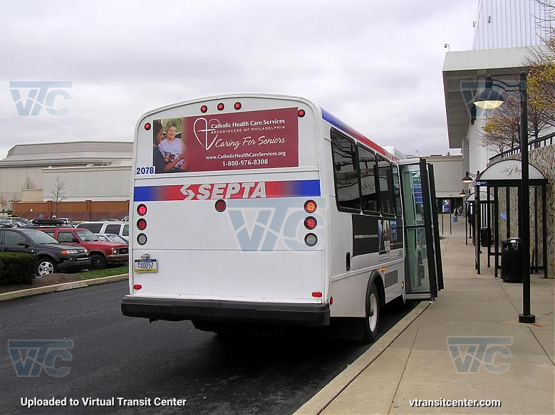 SEPTA 2078 on Route 92
Keywords: SEPTA Bus;Freightliner