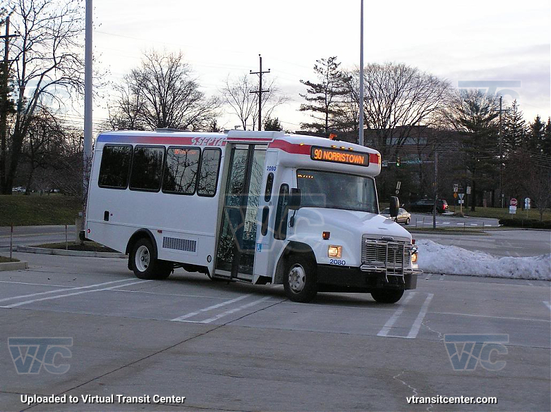 SEPTA 2080 on Route 90
January 4th 2006
Keywords: SEPTA Bus;Freightliner