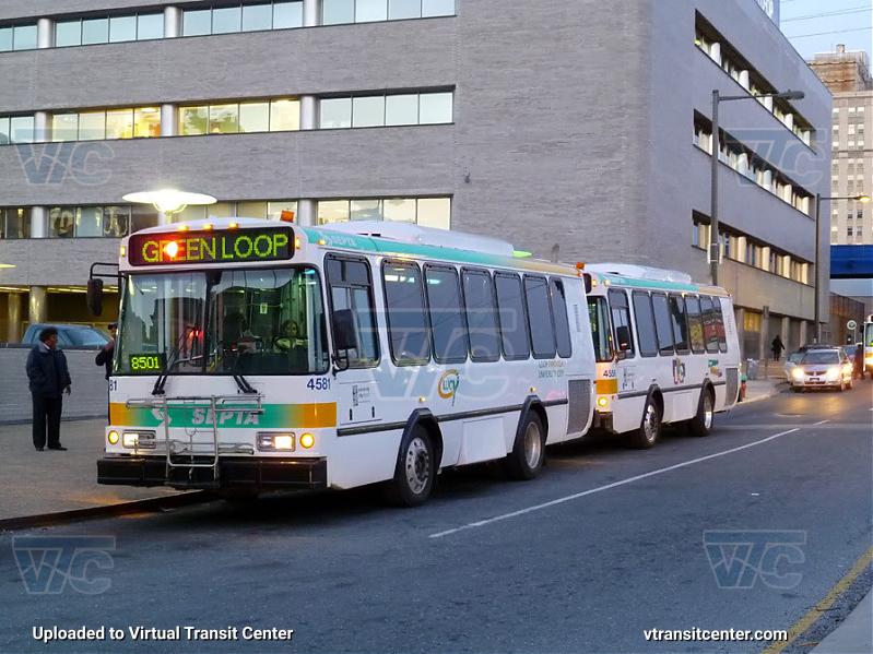 SEPTA 4581 and 4559 on LUCY
LUCY Green Loop
March 30th 2011
Keywords: SEPTA Bus;Eldorado