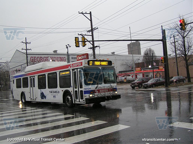 SEPTA 5612H on Route 17
Route 17 to Front-Market
Keywords: SEPTA Bus;DE40LF;1st
