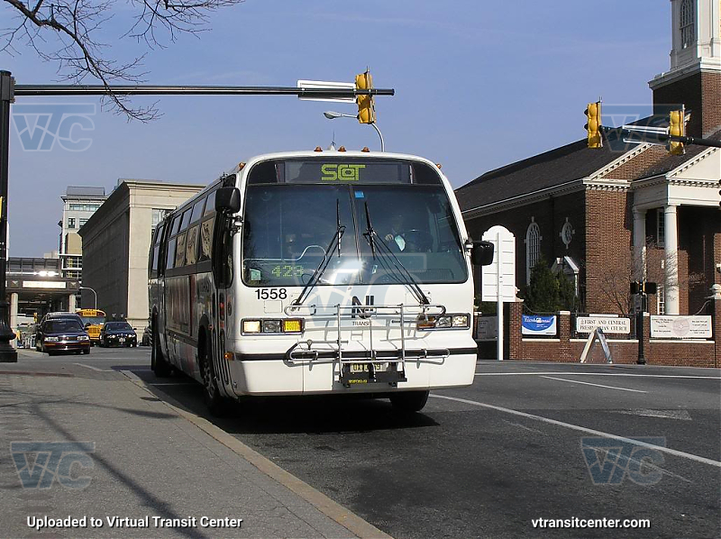 NJ Transit 1558 on Route 423
Route 423 to Wilmington, DE
