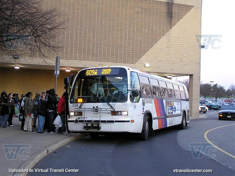 NJ Transit 2758 on Route 609
Route 609 to Ewing/NJDOT
