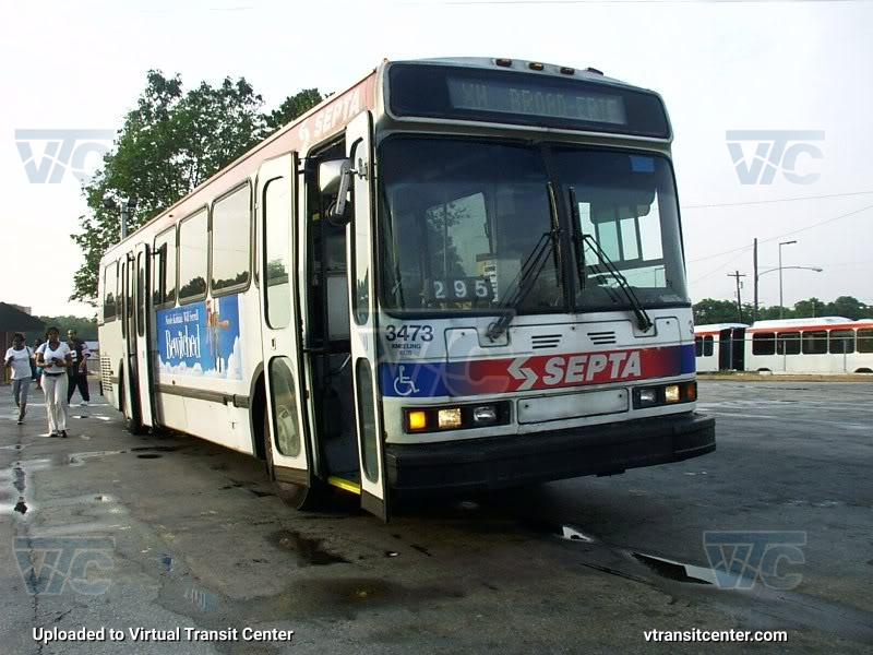SEPTA Neoplan 3473 on Route XH
Route XH to Cheltenham-Ogontz
Keywords: SEPTA;Neoplan AN440