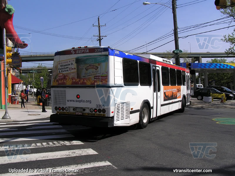 SEPTA Neoplan 3395 on Route K
Route K to Ridge-Midvale
Rear view
Keywords: SEPTA;Neoplan AN440