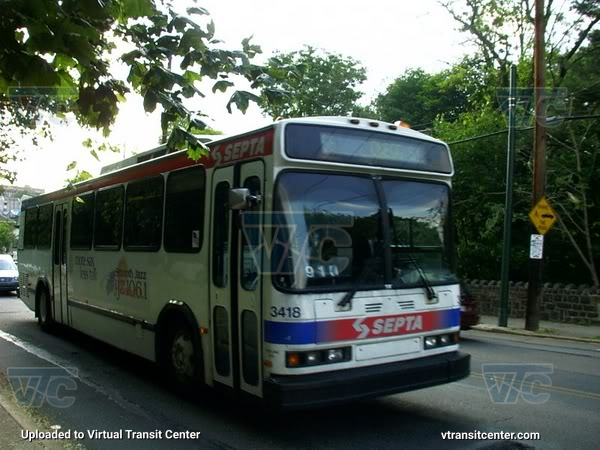 SEPTA Neoplan 3418 on Route 66
Route 66 to Frankford-Gregg
Keywords: SEPTA;Neoplan AN440