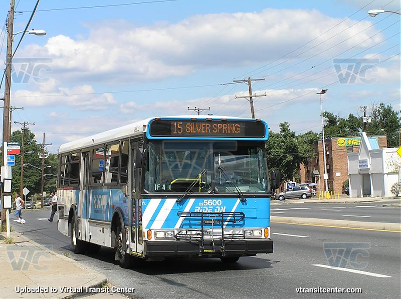 Montgomery County Ride-ON 5600 on Route 15
Route 15 to Silver Spring
