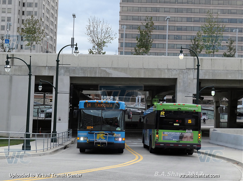 Montgomery County Ride-ON 44022 and 44005
Routes 14 and 15
