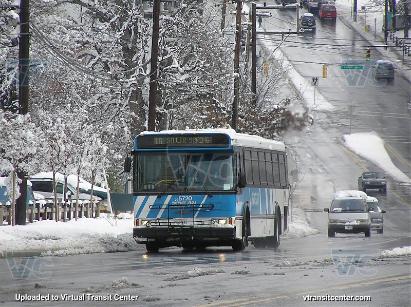 Montgomery County Ride-On 5720 on Route 16
Route 16 to SIlver Spring

