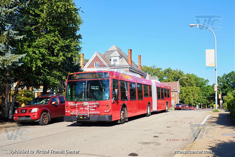 Pittsburgh Regional Transit 3213 on Route 71A
Route 71A Negley
August 18th, 2020
