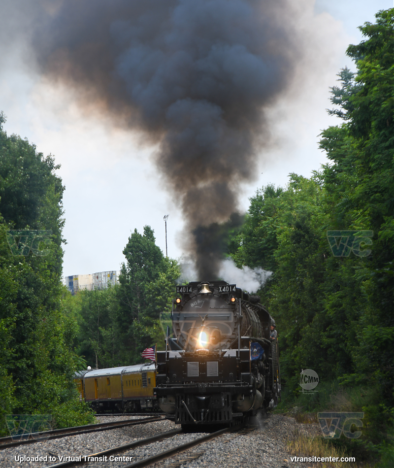 Union Pacific "Big Boy" 4014
The world's largest operating Steam Engine, known as Big Boy, Operating through Avoca, PA.
Keywords: UP Big Boy;Union Pacific Big Boy;Union Pacific;Steam Engine;Locomotive;Pottstown