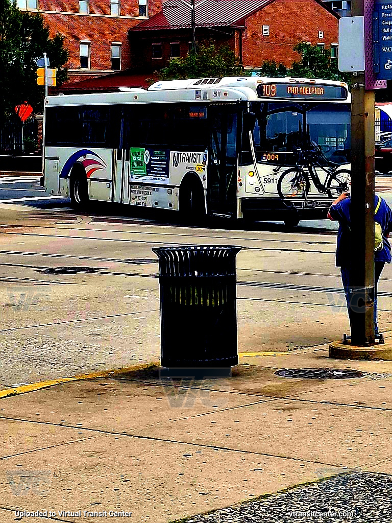 NJ Transit 5911 on the 409
409 to Philly 
